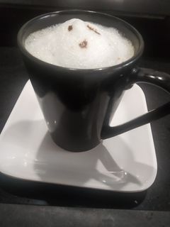 કૉફી લેટ્ટે (Coffee Latte Recipe In Gujarati) રેસીપી મુખ્ય ફોટો