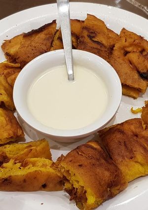 A picture of Malpua with Rabdi.