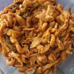 A picture of Chicken fajita pasta.