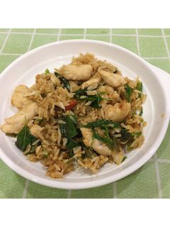 รูปของ ข้าวคลุกกะเพราไก่