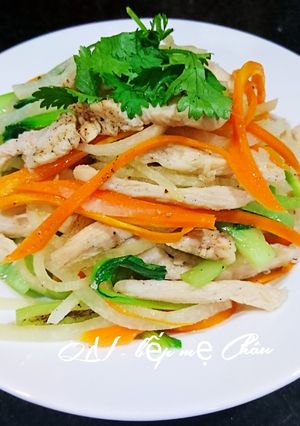 Hình của món Ức gà xào rau củ.