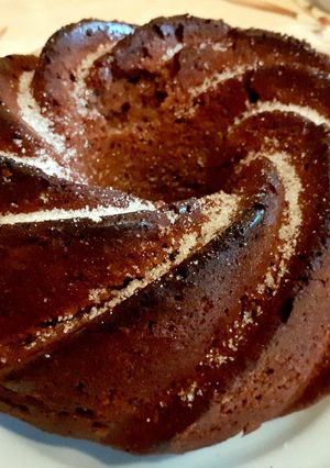 Körtés-tejcsokis kuglóf recept fotója