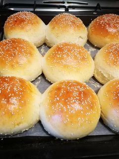Hamburger zsemle 🍔 recept fotója