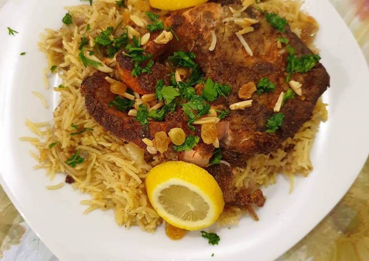 صيادية سمك سلمون بخاري