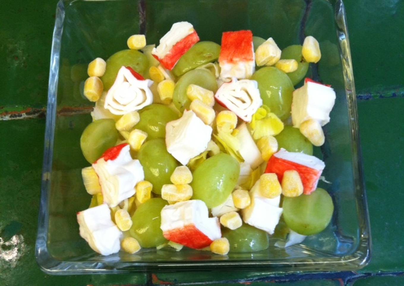 Ensalada de endivias con uvas y surimi