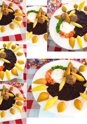 Una foto de Caraotas negras, huevos escalfados, bolas de carne