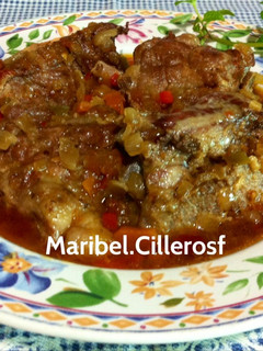 Una foto de Espinazo de cerdo guisado, receta familiar