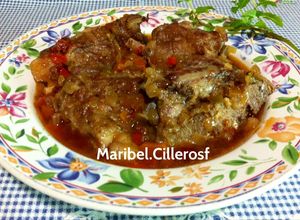 Foto principal de Espinazo de cerdo guisado, receta familiar