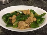 Paprika hijau masak daging paha ayam