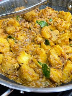 Zöld banán curry recept fotója