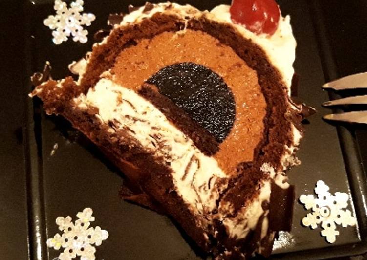 Top 11 Meilleures Recettes de ☆Bûche Forêt Noire☆ Dessert de Noël☆