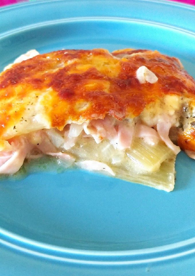 Una foto de Pencas de acelga 🥬🥬gratinadas 😋😋