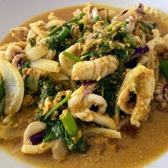 Stir Fried Squid with Yellow Curry A picture of Stir Fried Squid with Yellow Curry.