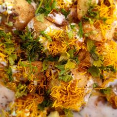 A picture of Sev puri.