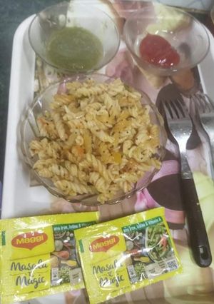 मसाला पास्ता (masala pasta recipe in Hindi) रेसिपी मुख्य फोटो