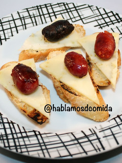 Una foto de Tosta de queso con aceite