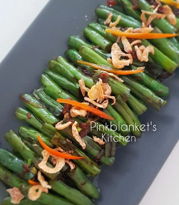 A picture of Green Beans in Oyster sauce.