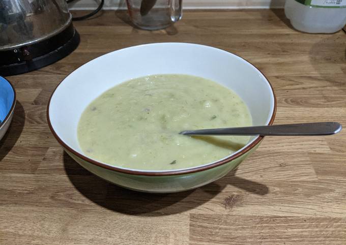 Simple Way to Make Homemade Hearty Leek and Potato Soup