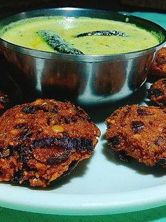 பாரம்பரியமான மோர்க்குழம்பு (Morkulambu recipe in tamil) செய்முறை முக்கிய புகைப்படம்