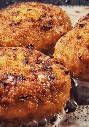 Фото Ніжні та соковиті котлети з курячого фаршу🍗.