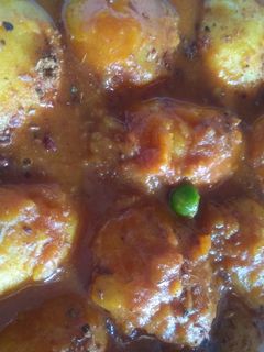 নিরামিষ আলুর দম (niramish aloor dum recipe in Bengali) রেসিপির প্রধান ছবি