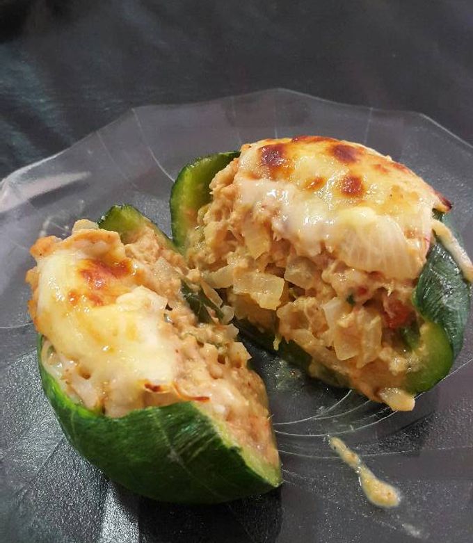 Una foto de Zapallitos rellenos de atún