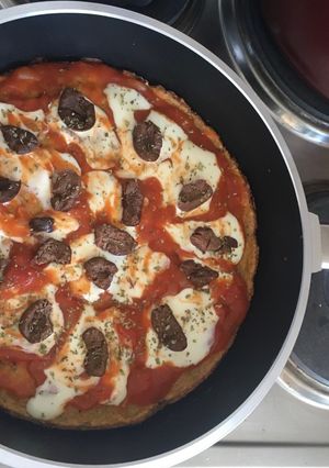 Una foto de Pizza con masa de zanahorias - Sartén Essen