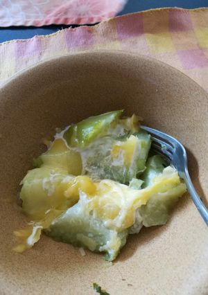 Una foto de Chayotes con crema y queso