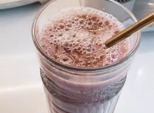 Foto de Batido de Morango, Banana e Aveia