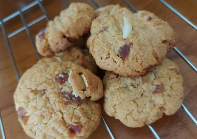 Resep Soft cookies almond dates yang Enak Banget