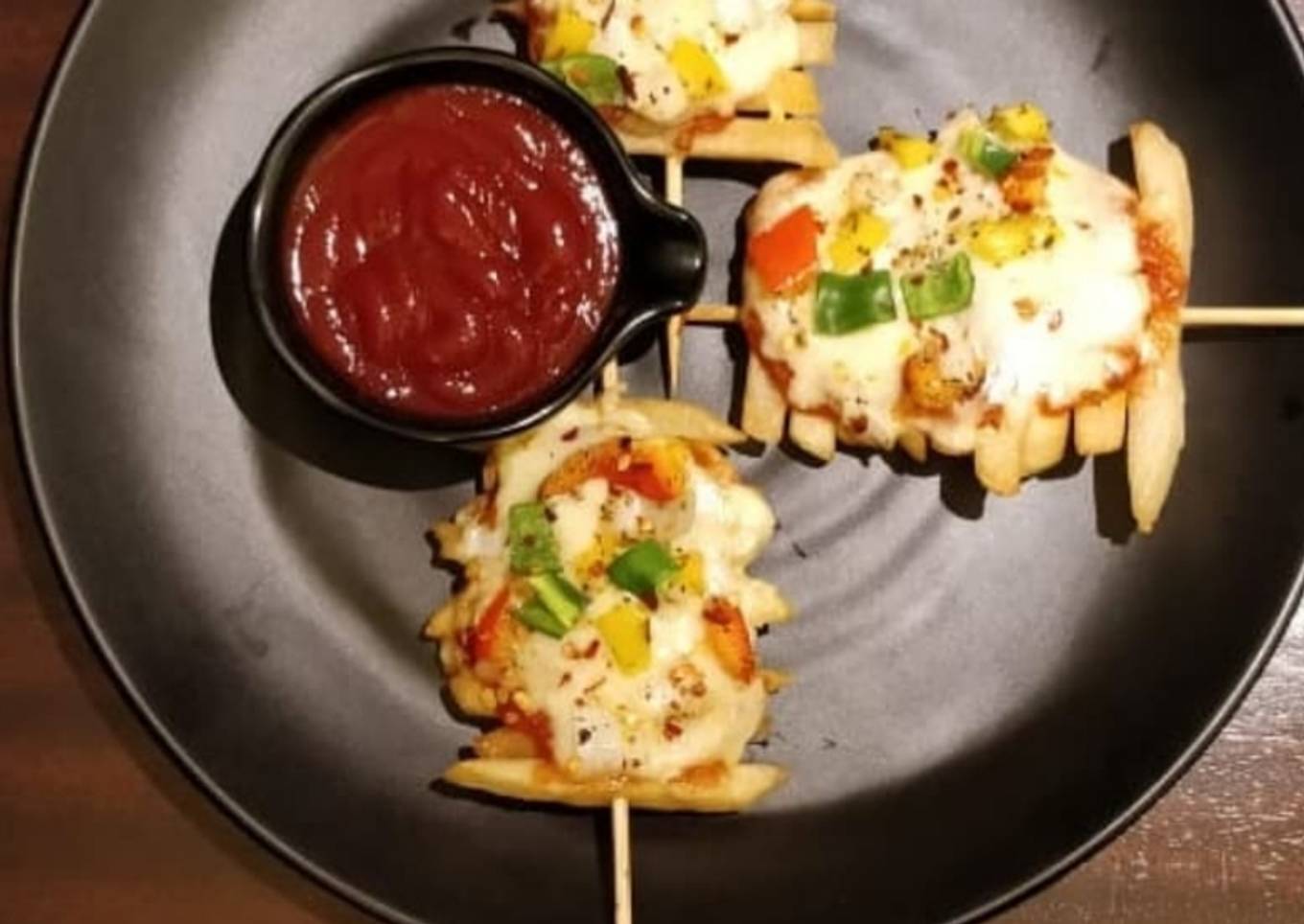 Frizza (Fries +Pizza)