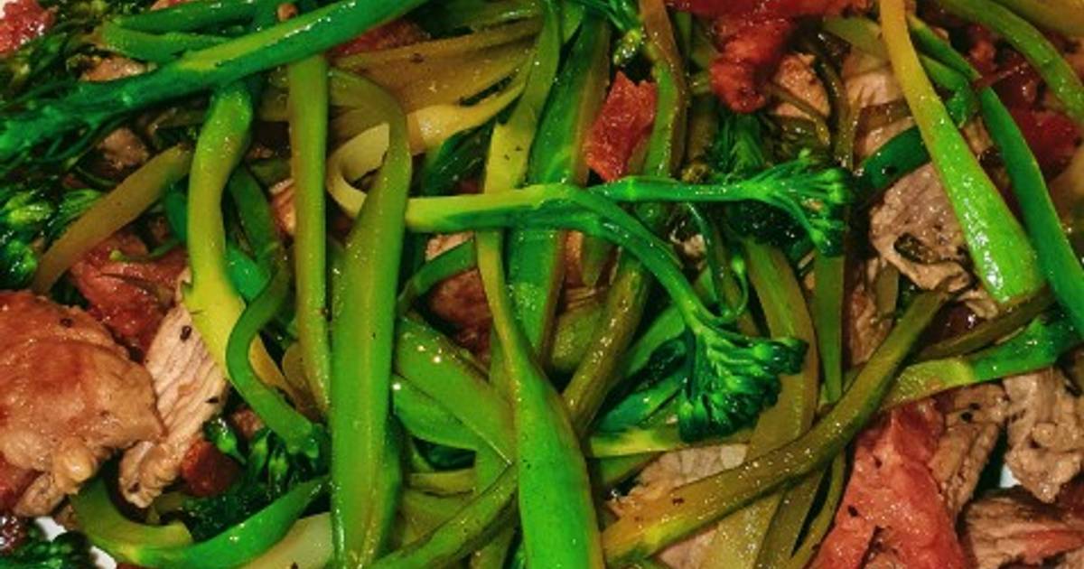 Broccolini noodles with beef and chorizo Recipe by Chris Norris Cookpad