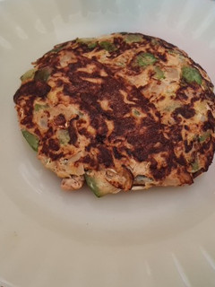 Una foto de Tortilla de Zapallitos Verdes, Queda Muy Rica y es Súper Fácil.