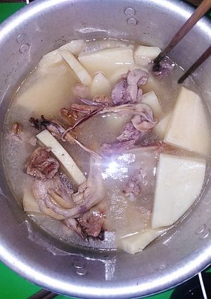 Hình của món Vịt om măng.