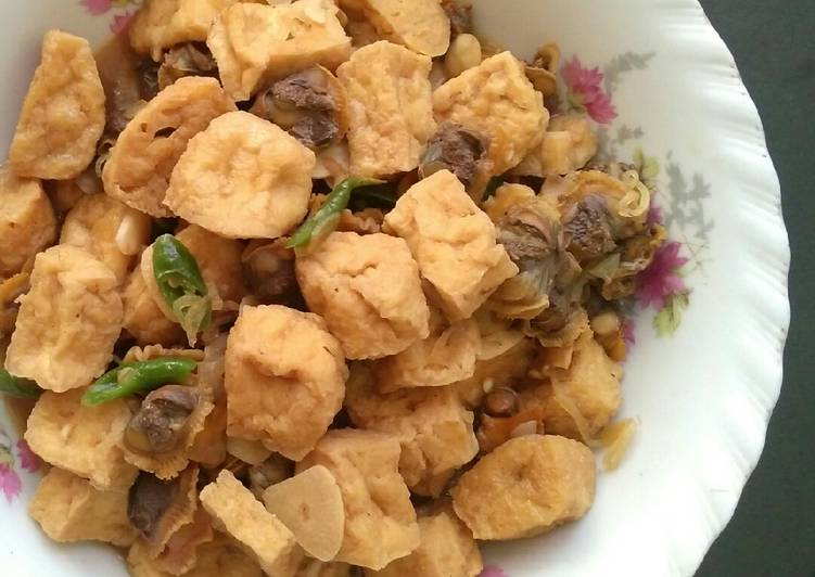 Tumis kerang tahu cabe hijau