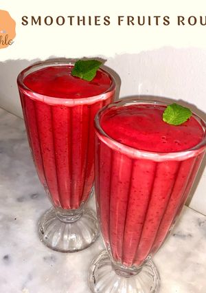 Une photo de Smoothies fruits rouges