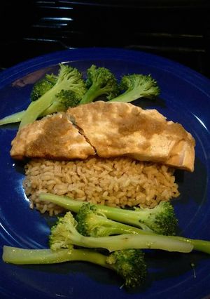 A picture of Ginger soy salmon.