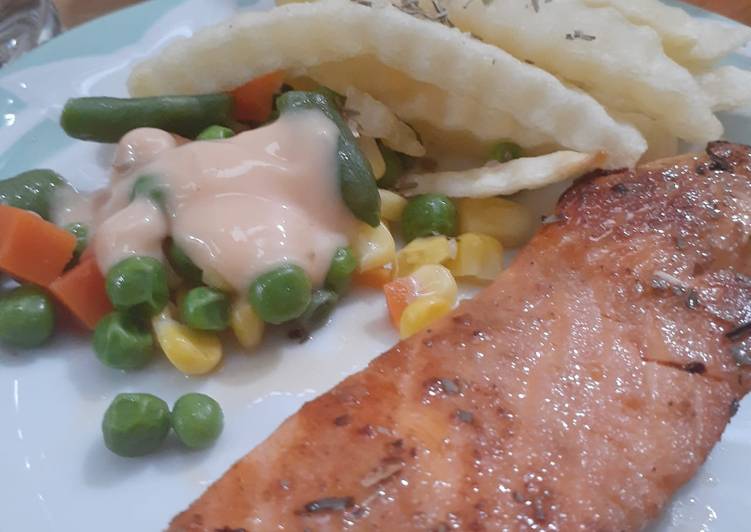 Resep Steak Salmon Sederhana Yang Nikmat