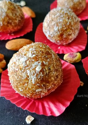 A picture of Oats Energy Bites.