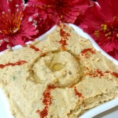 Humus Dip A picture of Humus Dip.