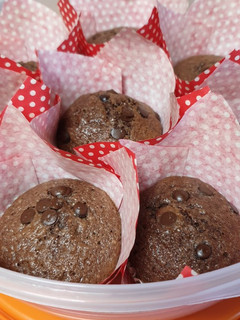 Foto principal de Magdalenas con relleno de chocolate negro y coco