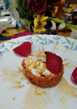 गाजर हलवा आइसक्रीम टार्ट (gajar Halwa icecream tart recipe in hindi) रेसिपी मुख्य फोटो