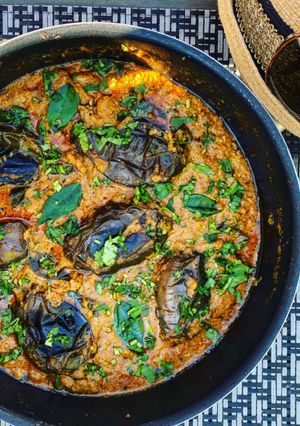 A picture of Creamy Cashew Aubergine Curry.