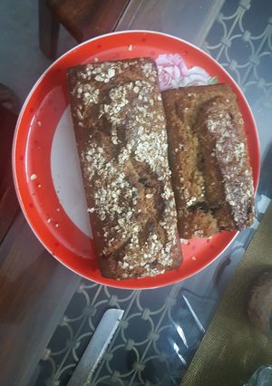 A picture of Banana Oat Loaf Cake.