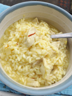 Una foto de Risotto de pollo al azafrán