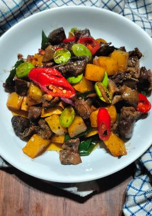 Foto resep Tumis Kentang Ati Ampela Pete