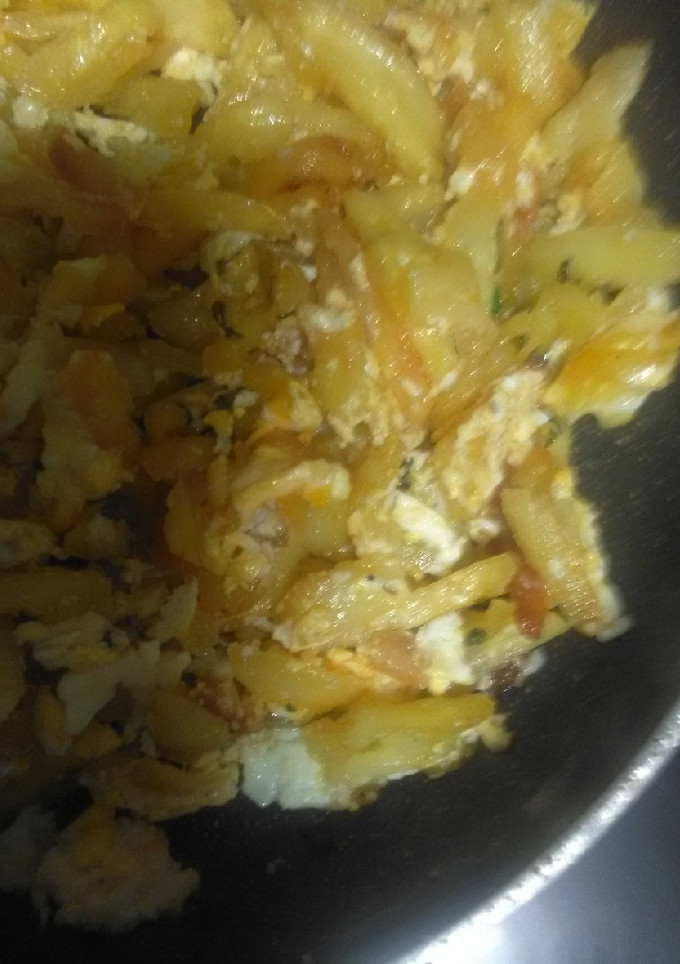 Una foto de Huevos rotos