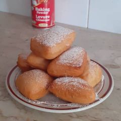 A picture of Beignets.