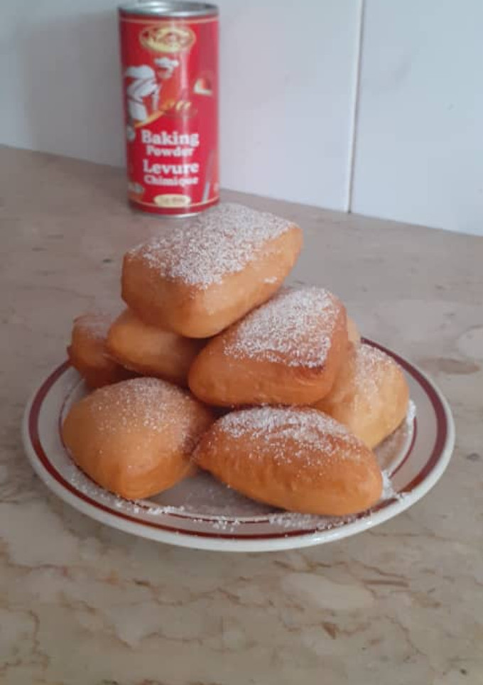 A picture of Beignets.