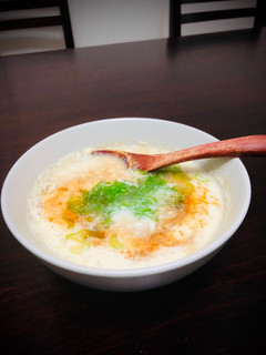 Una foto de Sopa de leche de soja Tofu suave Taiwanés 鹹豆漿 Japonés SYENTOUJYAN🇹🇼🇺🇾🇯🇵シェントウジャン